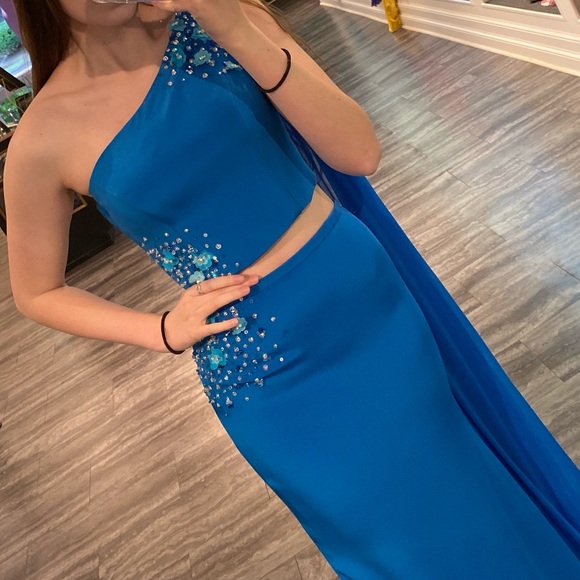 Custom Gregory Ellenburg Dress - Picture 5 of 8